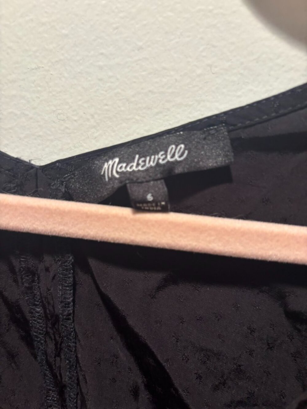 Madewell Elegant Black Ruched V-Neck Dotted Blouse - Picture 3 of 4